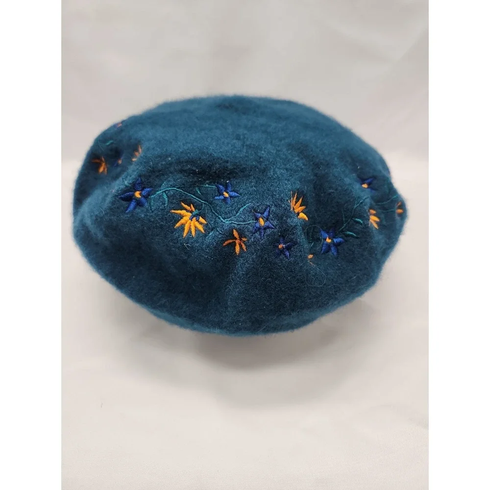 Wool Beret With Embroidered Flowers